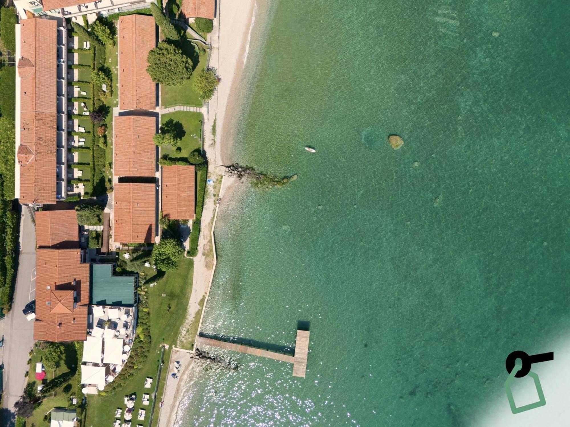 ديسينسانو ديل غاردا Hotiday Apartment Collection - Desenzano المظهر الخارجي الصورة