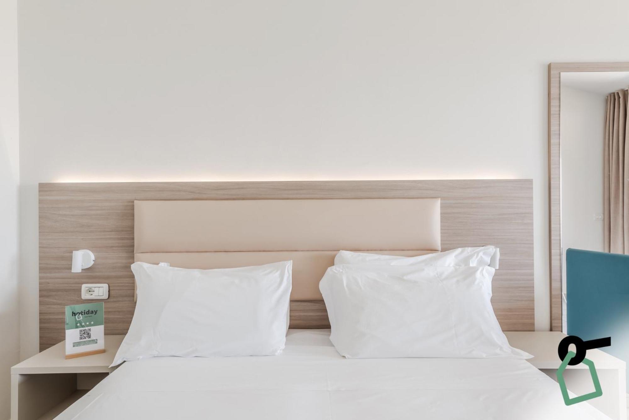 ديسينسانو ديل غاردا Hotiday Apartment Collection - Desenzano المظهر الخارجي الصورة